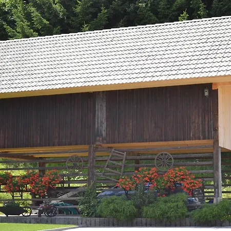 Mini Bed & Breakfast