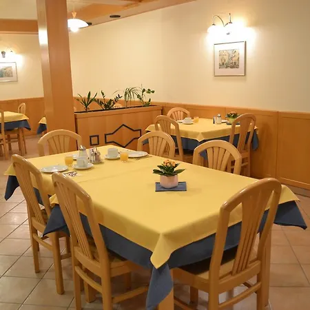 Mini 3* Škofja Loka