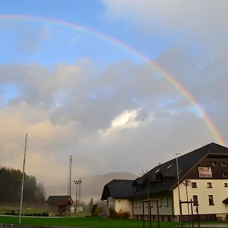 ベッド・アンド・ブレックファスト Mini