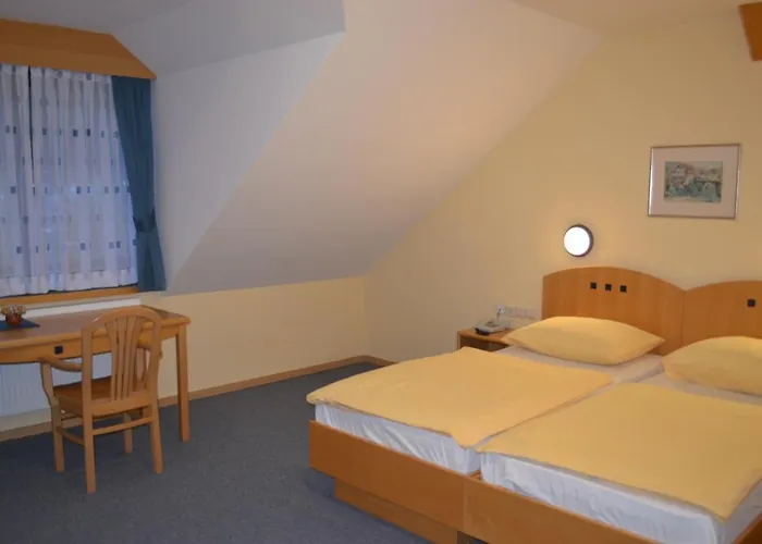 Mini krevet i doručak 3*